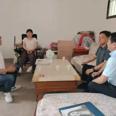 临潼区残联组织开展服务零距离 上门就业助残活动