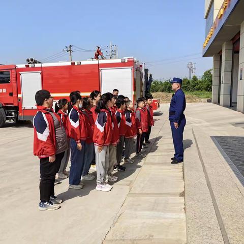关注消防、学习消防、参与消防——原点小型站开展队站开放日活动