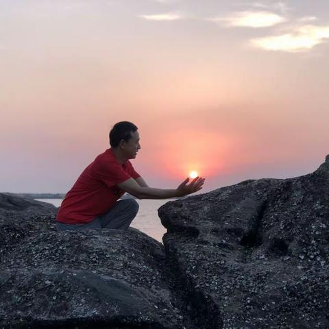 羊山岛海边看日出