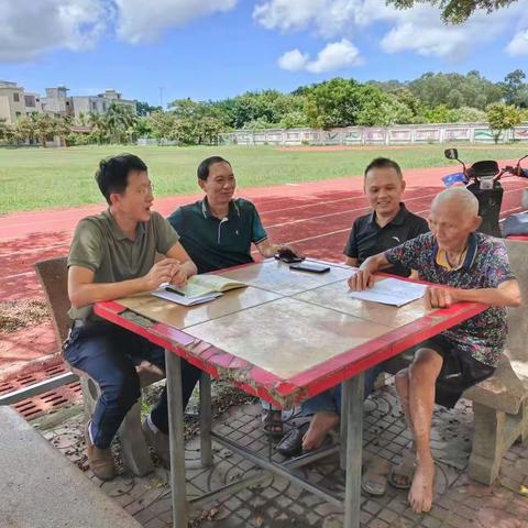 礼纪中学党支部访谈老党员建言“二十大”