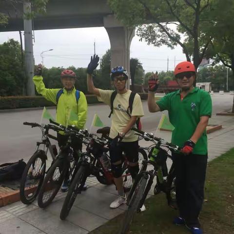 雨霁日丽騎乐行