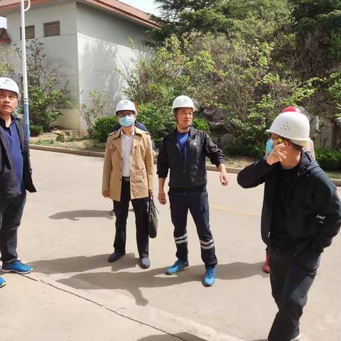 区应急局对山东省路桥集团有限公司章丘设备制造中心开展执法检查