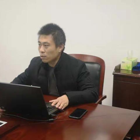 学习技巧提效率，积极充电受益多 ——“WPS办公软件操作技巧”开课了