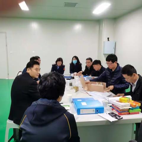 省市监局检查组对泾河新城保健用品生产企业进行检查验收