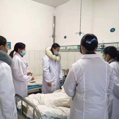 专家团队下基层，设备先进医术高，关爱女性全方位，健康生活品质高                         一一妇产科记录一