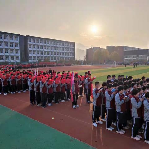 学习借鉴阳光跑操，规范提升体育活动