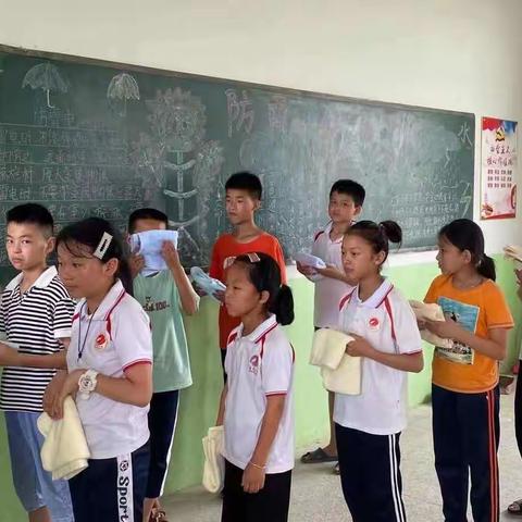 消防演练  安全童行