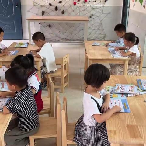 前村小学学前班晨读打卡