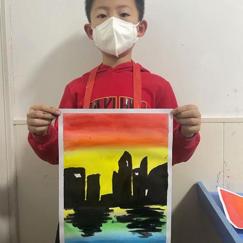《夕阳下的城市》