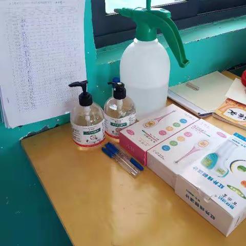 春暖花开  学子归来