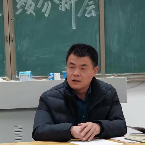 凝心聚力           砥砺前行——大束中学九年级期中考试总结表彰大会