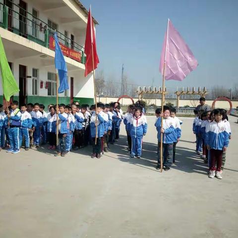 3月12日下午，吴城镇寨子李小学走向大自然