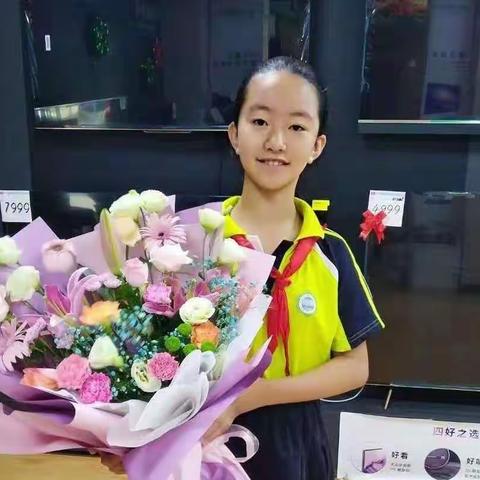 安国市向阳小学赵子萱同学的快乐学习生活
