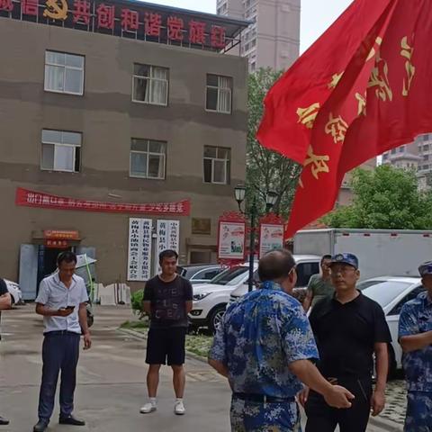 小池商会抢险突击队滨江圩上显担当