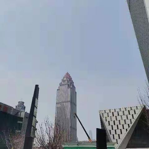 你好，城市的早晨