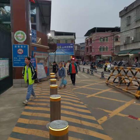 忙而有序，朝气蓬勃———横州市校椅镇中心学校第九周值周美篇