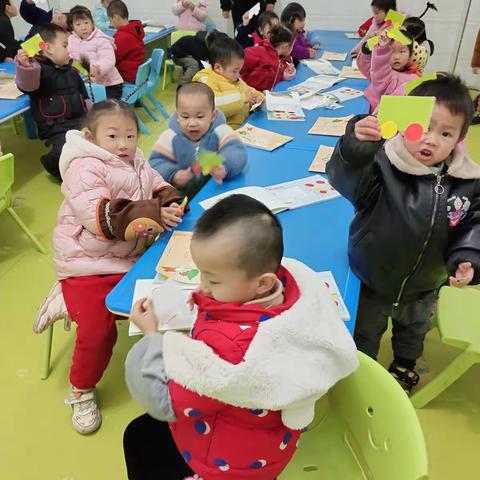 育苗幼儿12月班级相册