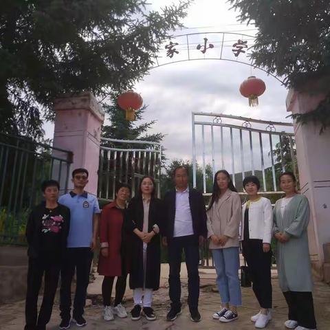 牵手交流.共促发展——互助帮扶走教活动