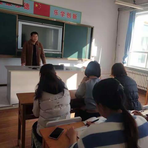 英语口语教学    势在必行—教师进修学校王士奎主任莅临市第三小学指导英语口语教学工作