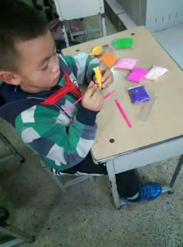 徐沟镇中心校永兴小学社团活动绽放光彩