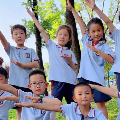 共浴书香 点亮心灵——2021级2班读书一组书友会——《弗朗兹的故事》