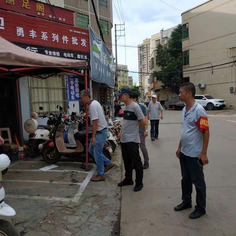 海口市林业局直属单位东寨港保护区管理局组织开展城西镇高坡村巩固提升文明城市成果日间巡查督导