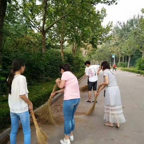 求同存异，携手共进，厚积薄发，砥砺前行