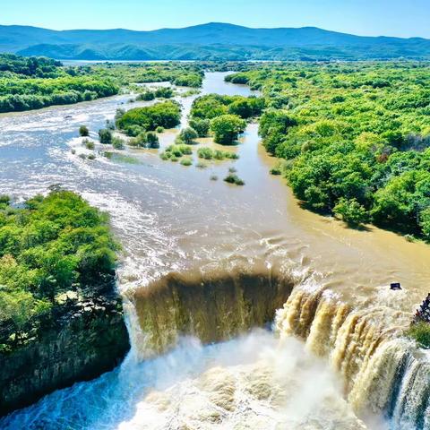 镜泊湖吊水楼瀑布