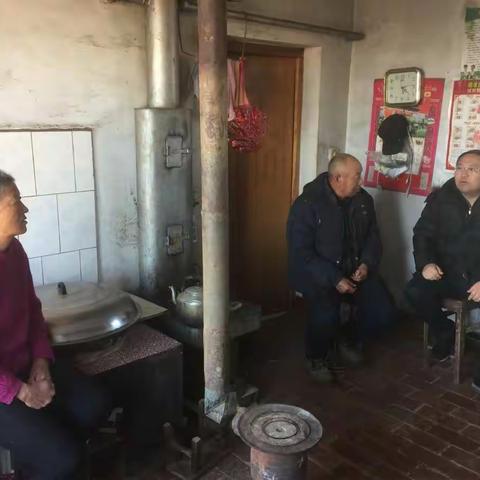走访慰问贫困户 精准扶贫暖人心