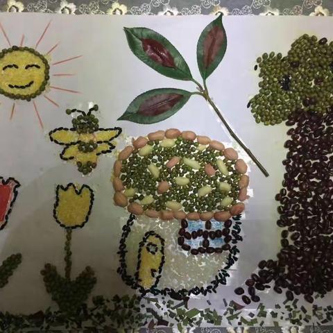 秋天是个收获的季节，走进秋天，感受大自然的美。三八班综合实践活动。