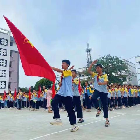 “喜迎二十大  争做好队员”——乔建镇中心小学新队员入队仪式