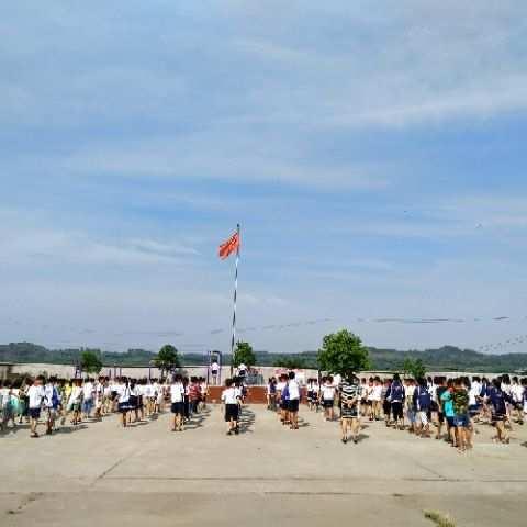 回眸2017，留住美好足迹——黄石小学一年级班主任工作总结