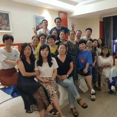 十七年后的相见。