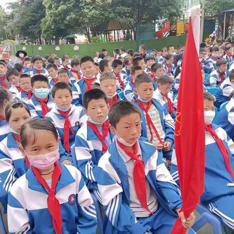 多姿多彩的校园生活