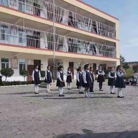 王福小学庆祝新中国成立74周年“逐梦前行 强国有我”文艺联欢会不变的是希望，升腾的是梦