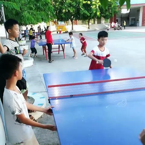 五年级一班学生在校的学习录