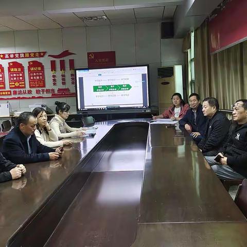 向课堂要效率，向课堂要品质——高中历史10月教研