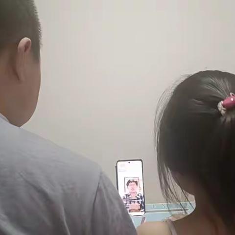 掌握心方法 和谐共成长，——名都小学一年级家长，开展“心方向·家校共育”线上学习活动