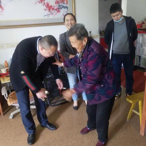 以人为本，服务到家