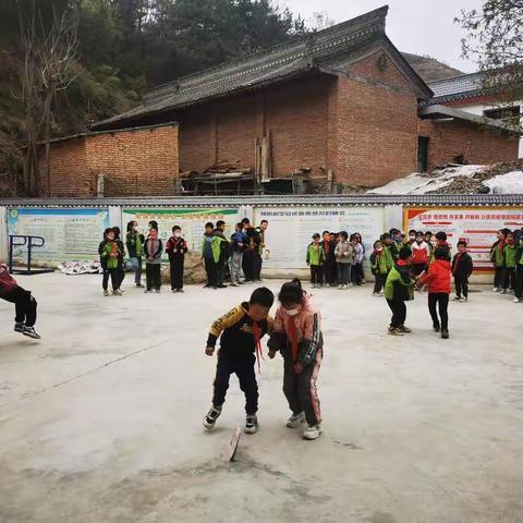 快乐成长 愉快学习——卢河镇山岔教学点落实“双减”在行动