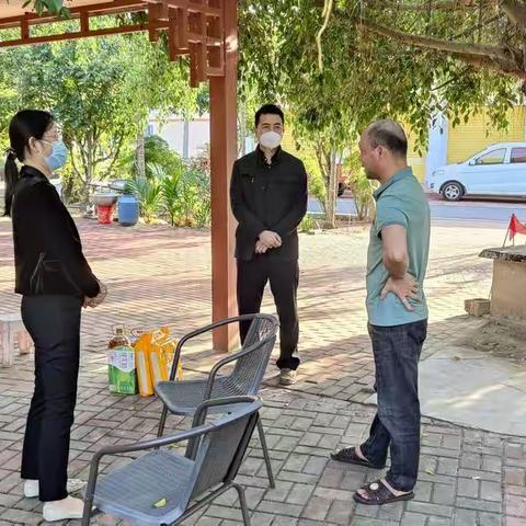 吉阳区委编办组织开展春节期间走访慰问活动