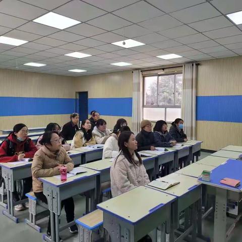 精准分析知得失 交流反思明方向——坊镇中心小学召开2022年学年度第一学期中期阶段作业评估分析反馈会