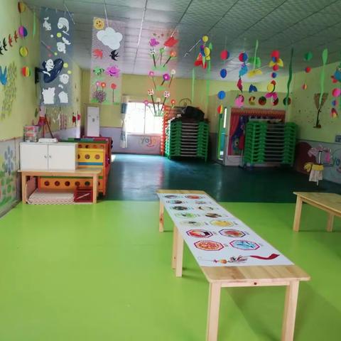 在豆豆班教室里留下宝贝们的点点滴滴。