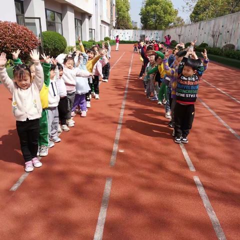 4.2 班级小广播🔊，🌸春暖花开 运动起来🏃💨