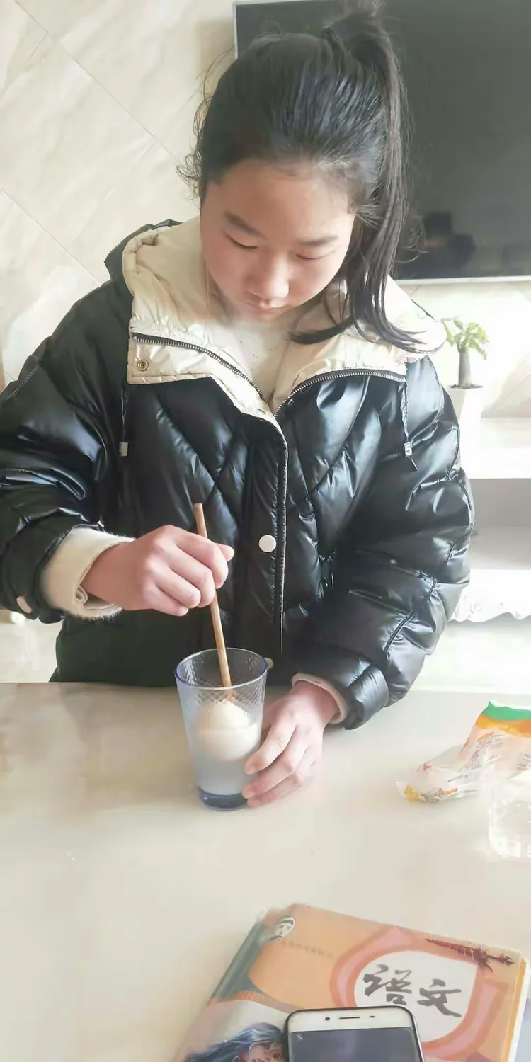 六（3）班李思嘉会浮沉的鸡蛋