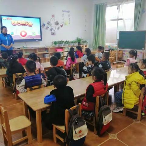 金太阳托幼园  蓝钻石班💎地震安全教育演练