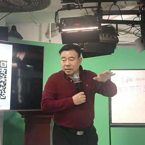 少溢多第：254期路演活动留影！你需要人脉吗，你想提升自己的演讲水平吗？本平台欢迎您的到来
