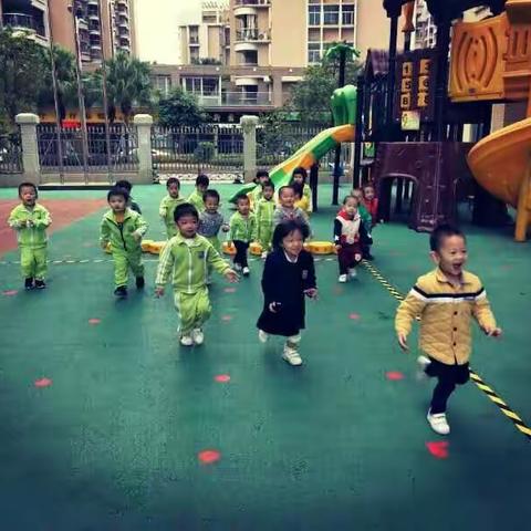 “写意”天下事“恋心”幼儿园“专情”小二班 ――献给我的精英小二班small class 2