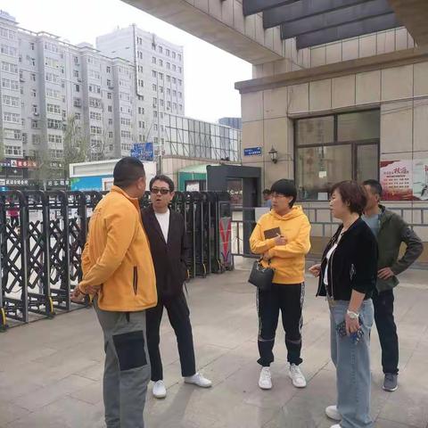 党史学习教育之“我为群众办实事”——排烟管道惹纠纷 社区调解化矛盾