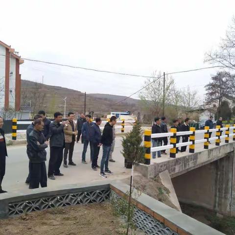 汪川镇：观摩学习找差距 人居环境再提档